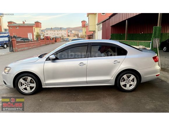 2013 WW JETTA 1.6 DİZEL COMFORT DÖNÜŞÜM DÜZGÜN ARAC