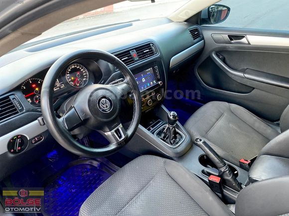 2013 WW JETTA 1.6 DİZEL COMFORT DÖNÜŞÜM DÜZGÜN ARAC