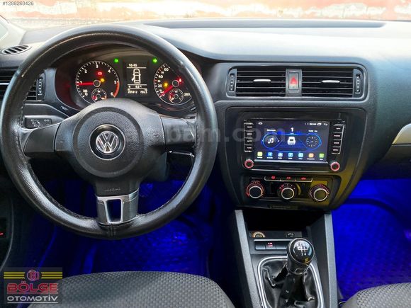 2013 WW JETTA 1.6 DİZEL COMFORT DÖNÜŞÜM DÜZGÜN ARAC