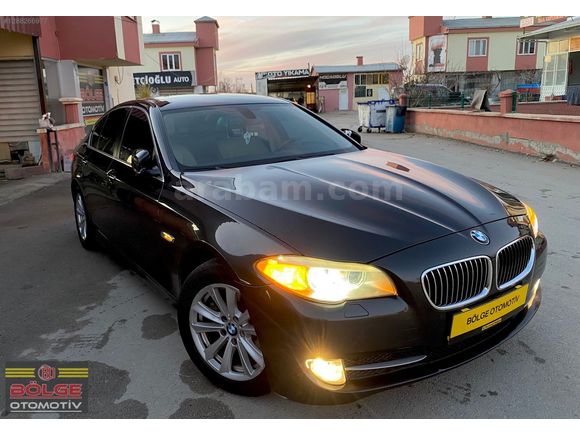 2013 BMW 5.20 D PREMİUM ÇİZİKSİZ KUSURSUZ 520 ÖZEL PLAKA