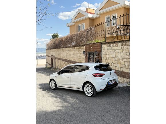 Sahibinden Renault Clio 1.0 TCe Touch 2023 Model 