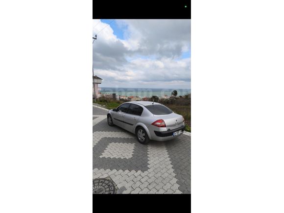 Sahibinden Renault Megane 1.4 Authentique 2007 Model  282.000 km Gri