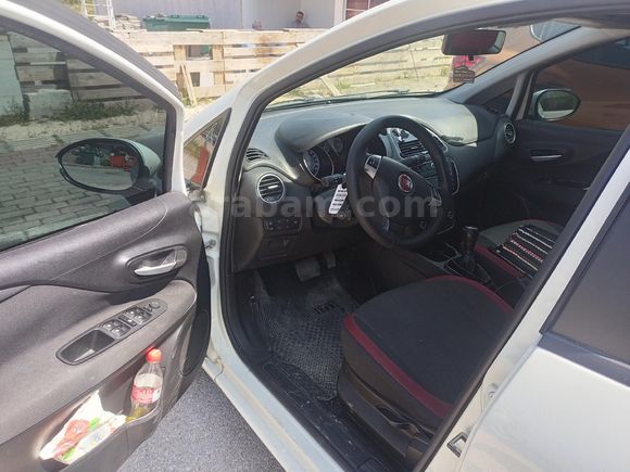 acilll satılık  Fiat Punto 1.4 Lounge S&S 2012 Model