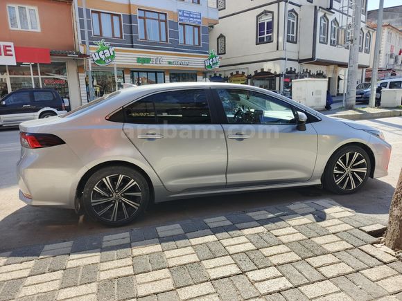 Sahibinden Toyota Corolla 1.5 Flame X-Pack 2022 Model