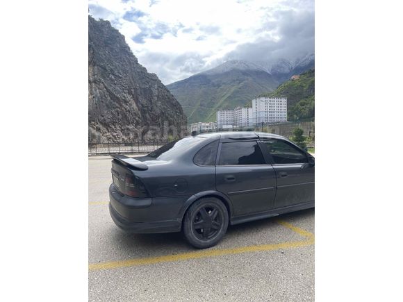 Sahibinden Opel Vectra 2.0 GLS 1998 Model 