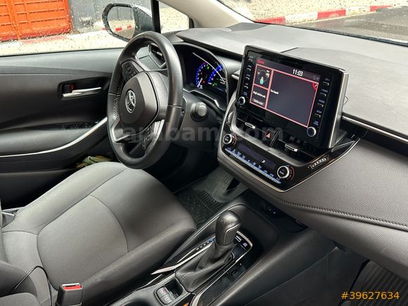 2020 MODEL 1.8HYBİRD FULL 72BİNDE TEMİZ MASRAFSIZ BAKIMLIDIR