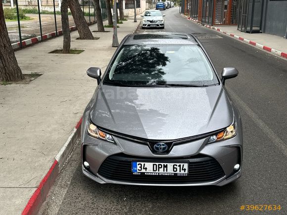 2020 MODEL 1.8HYBİRD FULL 72BİNDE TEMİZ MASRAFSIZ BAKIMLIDIR