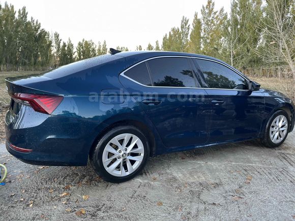 Sahibinden Skoda Octavia 1.0 e-Tec Premium 2021 Model  63.000 km Mavi (metalik)