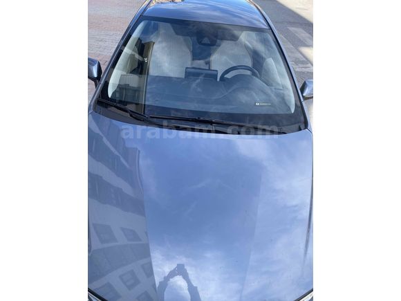 Sahibinden Toyota Corolla 1.8 Hybrid Dream 2020 Model  82.000 km Gri (metalik)