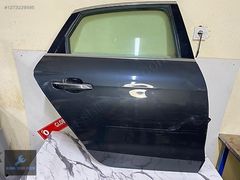 AUDI A4 2021 SAĞ ARKA KAPI