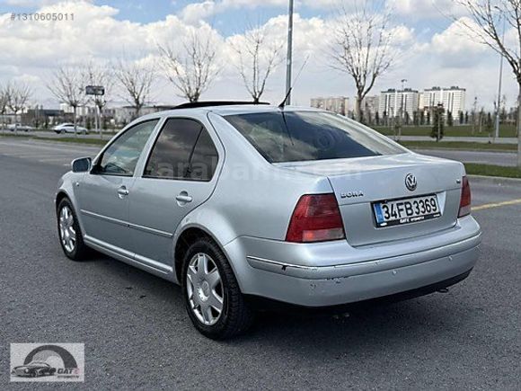 BORA 1.6 SUNROOFLU OTOMATİK VİTES DEĞİŞENSİZ TERTEMİZ FB PLAKA