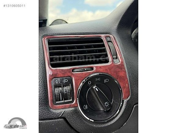 BORA 1.6 SUNROOFLU OTOMATİK VİTES DEĞİŞENSİZ TERTEMİZ FB PLAKA