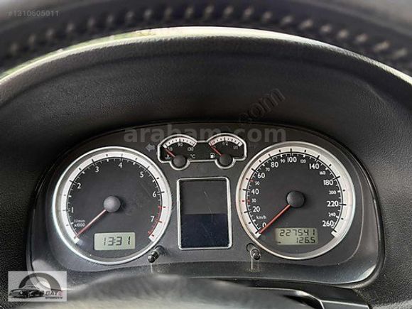 BORA 1.6 SUNROOFLU OTOMATİK VİTES DEĞİŞENSİZ TERTEMİZ FB PLAKA