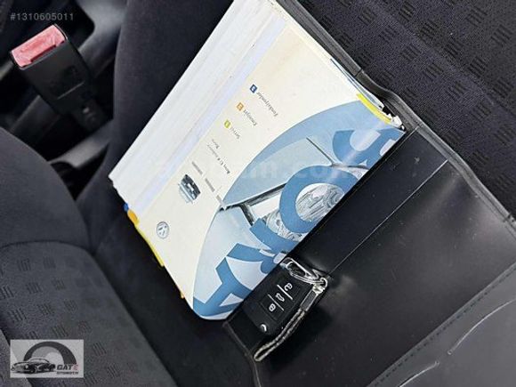BORA 1.6 SUNROOFLU OTOMATİK VİTES DEĞİŞENSİZ TERTEMİZ FB PLAKA