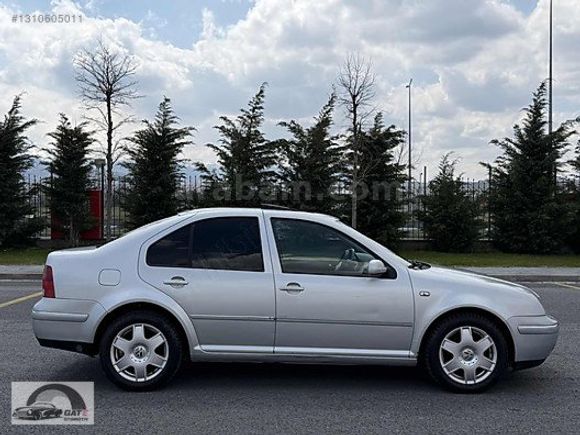 BORA 1.6 SUNROOFLU OTOMATİK VİTES DEĞİŞENSİZ TERTEMİZ FB PLAKA