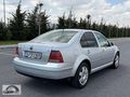 BORA 1.6 SUNROOFLU OTOMATİK VİTES DEĞİŞENSİZ TERTEMİZ FB PLAKA