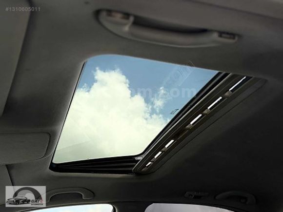 BORA 1.6 SUNROOFLU OTOMATİK VİTES DEĞİŞENSİZ TERTEMİZ FB PLAKA