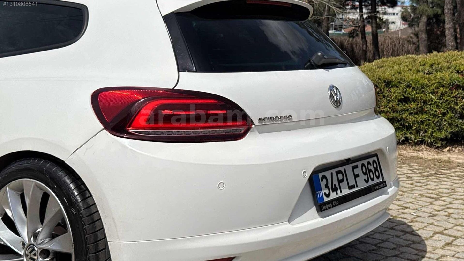 Galeriden Volkswagen Scirocco 1.4 TSi Sportline 2013 Model İstanbul 160.000 km Beyaz 3