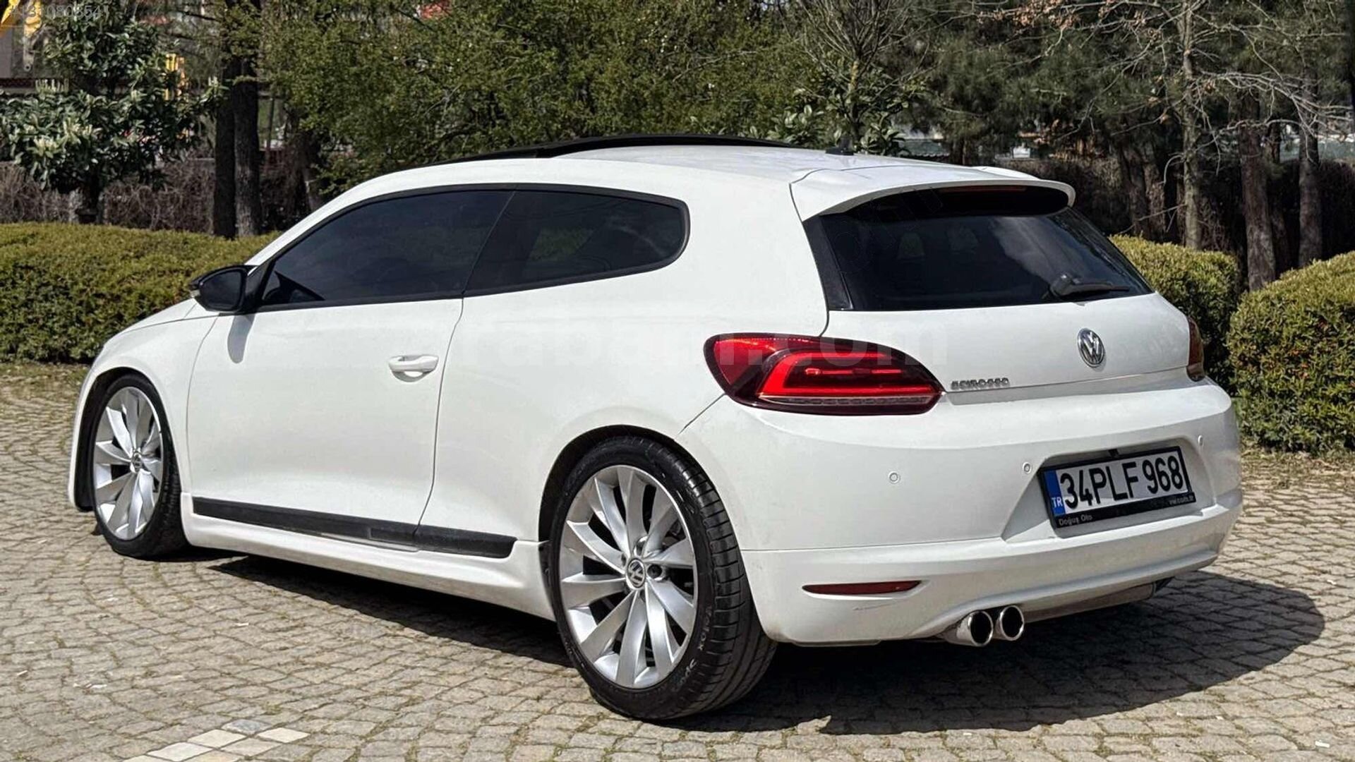 Galeriden Volkswagen Scirocco 1.4 TSi Sportline 2013 Model İstanbul 160.000 km Beyaz 4
