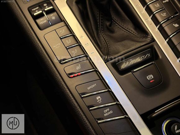 'UZUNOĞLU' 2020 PORSCHE MACAN 2.0 100.000 KM BAYİ ÇIKIŞLI !!