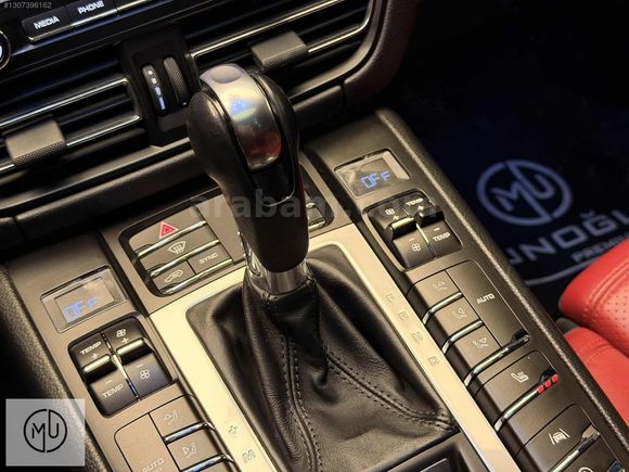 'UZUNOĞLU' 2020 PORSCHE MACAN 2.0 100.000 KM BAYİ ÇIKIŞLI !!
