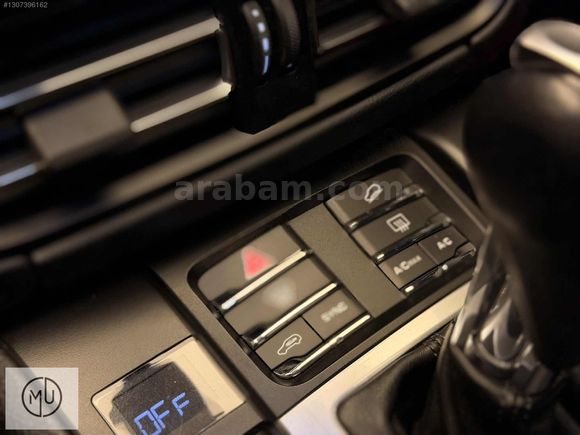 'UZUNOĞLU' 2020 PORSCHE MACAN 2.0 100.000 KM BAYİ ÇIKIŞLI !!