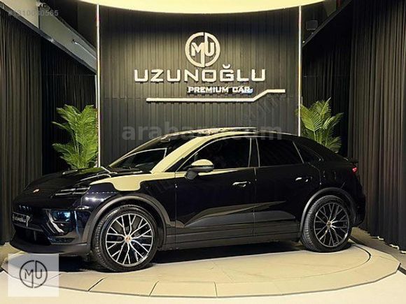 'UZUNOĞLU' 2025 PORSCHE MACAN 4 HATASIZ BAYİİ 7.000KM %20 KDV !