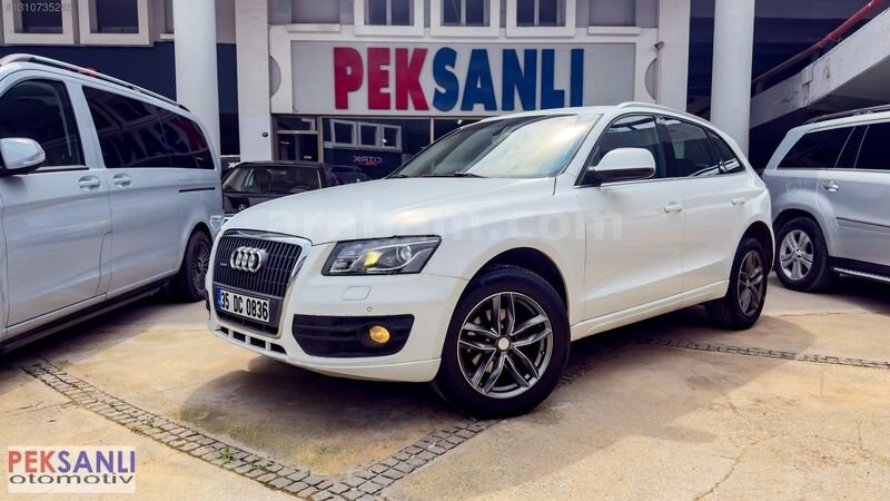 2011 AUDI Q5 2.0 TDI QUATTRO 4