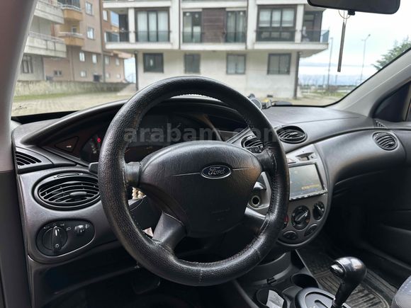 Sahibinden Ford Focus 1.6 Ghia 2005 Model 