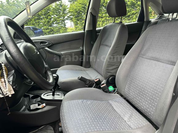 Sahibinden Ford Focus 1.6 Ghia 2005 Model 