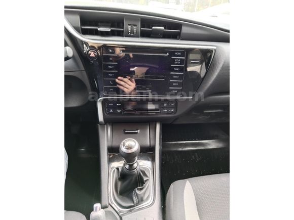 Sahibinden Toyota Auris 1.33 Life 2016 Model