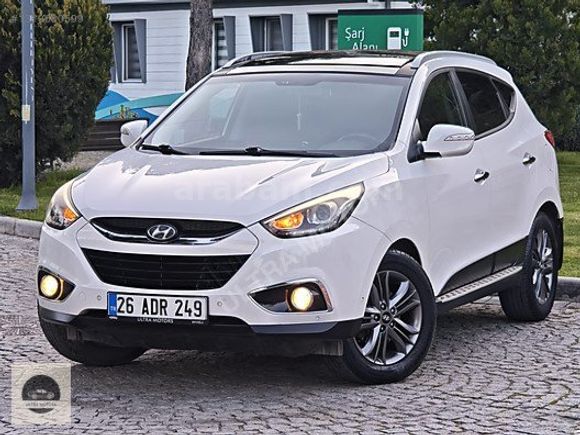 2013 İX35 ELİTE 1.6 GDİ 4X2 OTOMATİK 141.000 KM'DE CAM TAVANLI