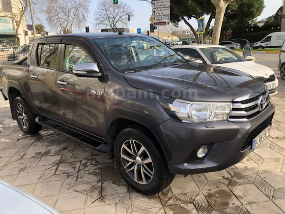 Sahibinden Toyota Hilux 2.4 D-4D 4x2 Adventure 2016 Model