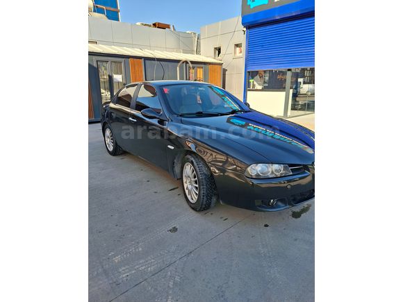 ACİL Alfa Romeo 156 1.6 Distinctive 2004 Model