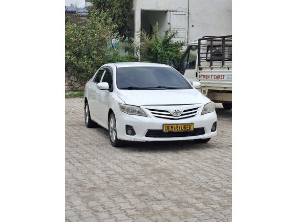 Sahibinden Toyota Corolla 1.6 Comfort Extra 2011 Model  231.000 km Beyaz