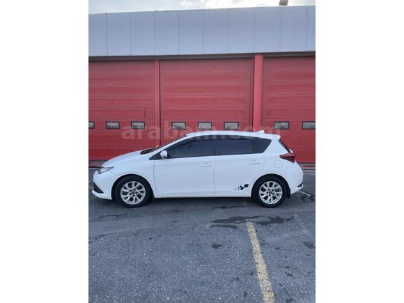 Sahibinden Toyota Auris 1.33 Life 2016 Model 