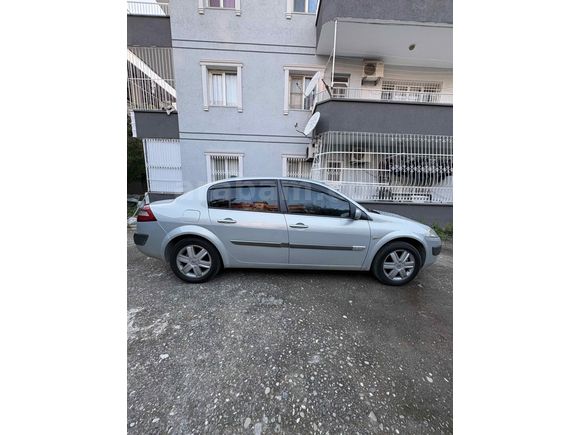 Sahibinden Renault Megane 1.6 Dynamique 2004 Model 