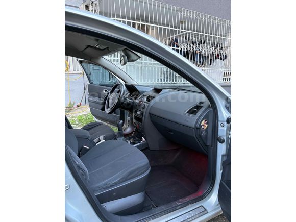 Sahibinden Renault Megane 1.6 Dynamique 2004 Model 