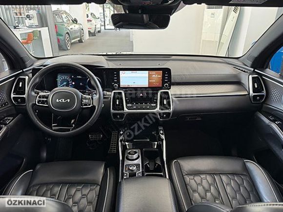 ÖZKINACI'DAN 2021 SORENTO 1.6 HYBRID 4X4 7KİŞİLİK-K.KARTA TAKSİT