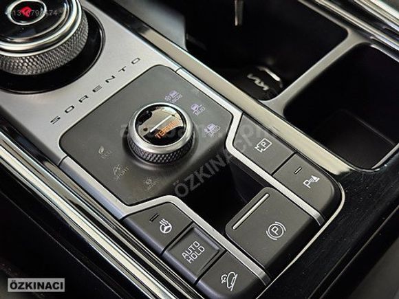 ÖZKINACI'DAN 2021 SORENTO 1.6 HYBRID 4X4 7KİŞİLİK-K.KARTA TAKSİT