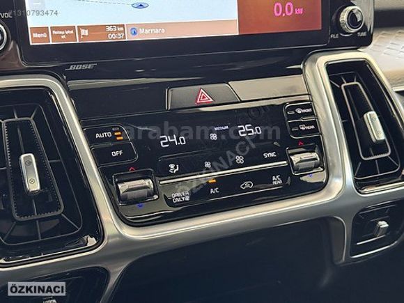 ÖZKINACI'DAN 2021 SORENTO 1.6 HYBRID 4X4 7KİŞİLİK-K.KARTA TAKSİT