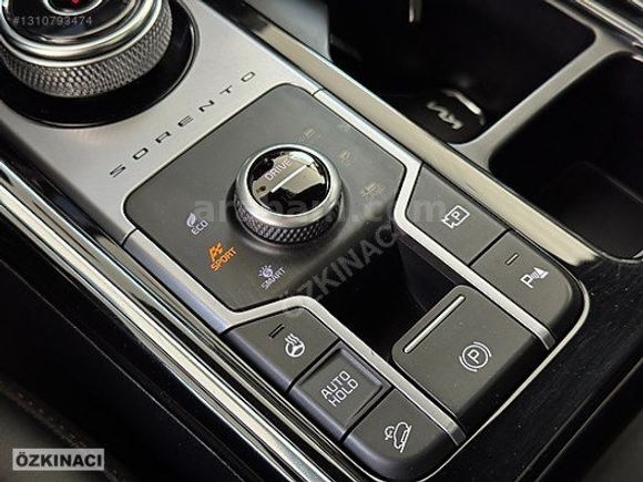 ÖZKINACI'DAN 2021 SORENTO 1.6 HYBRID 4X4 7KİŞİLİK-K.KARTA TAKSİT