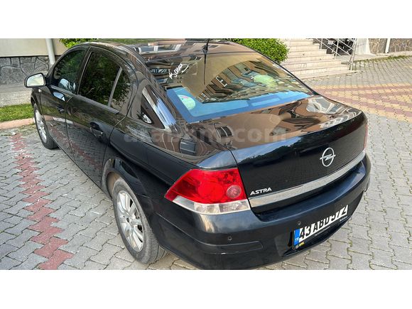 Acil Sahibinden Opel Astra 1.6 Enjoy Plus 2012 Model 
