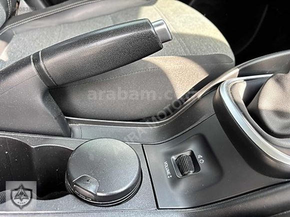 Fiat Egea Cross Değişensiz Lounge Paket 54 Bin KM