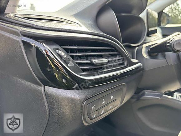 Fiat Egea Cross Değişensiz Lounge Paket 54 Bin KM