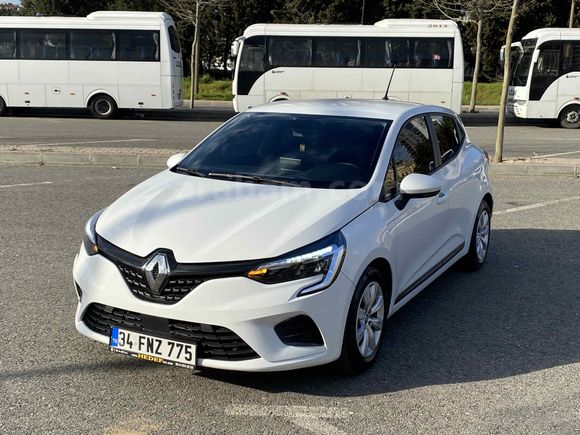Sahibinden Renault Clio 1.0 TCe Joy 2022 Model BİR HAFTALIK FİYAT PAZARLIKSIZ