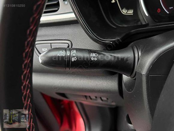 İCON BLAC EDİTİON NOKTA+NAVİ*CAM TAVAN 140.000 KM KREDİYE UYGUN