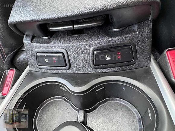 İCON BLAC EDİTİON NOKTA+NAVİ*CAM TAVAN 140.000 KM KREDİYE UYGUN