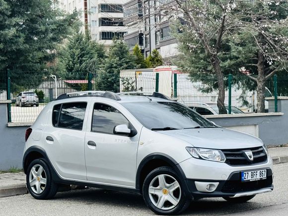 Sahibinden Dacia Sandero 1.5 dCi Stepway 2014 Model 
