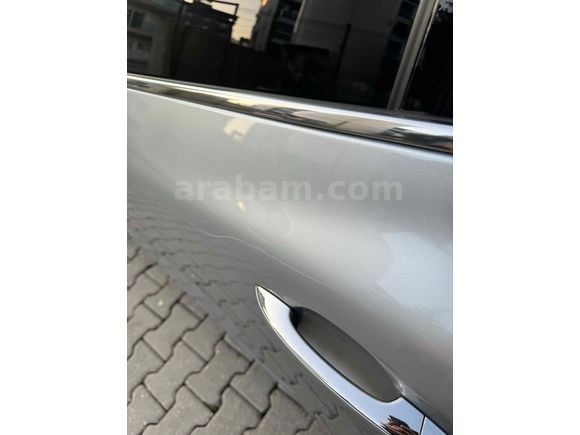 Sahibinden Renault Megane 1.3 TCe Icon 2024 Model 